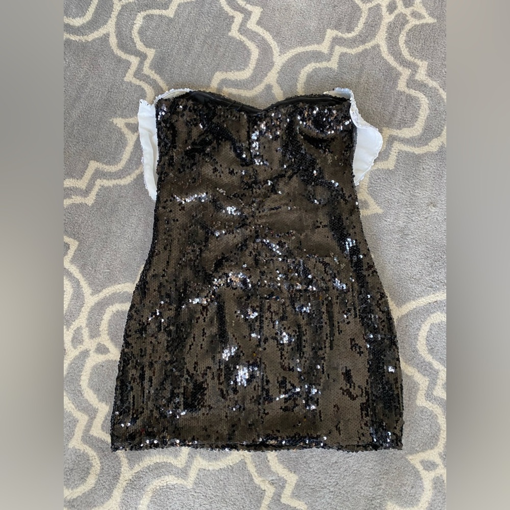 Nasty Gal Contrast Bow Sequin Bodycon Mini Dress Size 6 - New with Tags - Picture 7 of 8